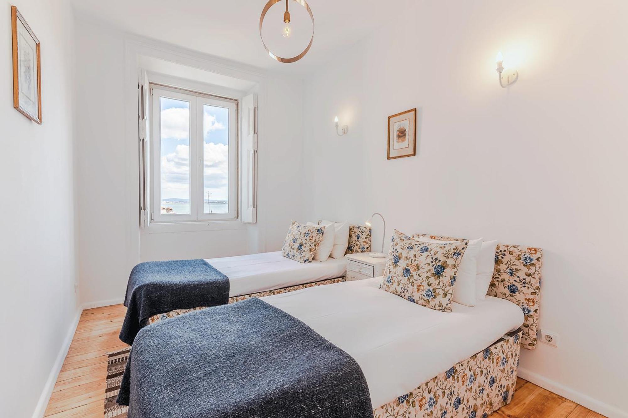 Portas Do Teatro Apartments Lisboa Dış mekan fotoğraf